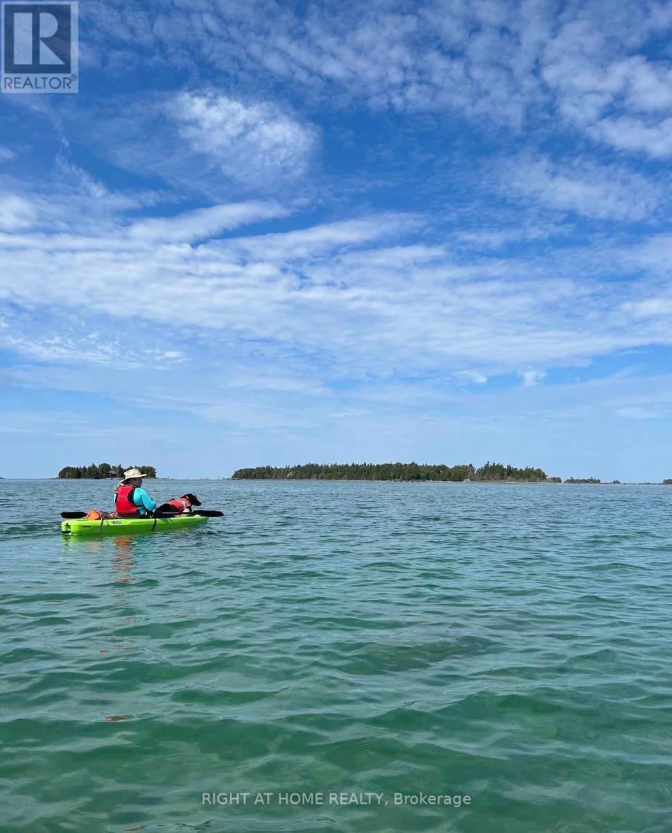 3 Oriole Avenue, South Bruce Peninsula, Ontario  N0H 2T0 - Photo 16 - X12742132