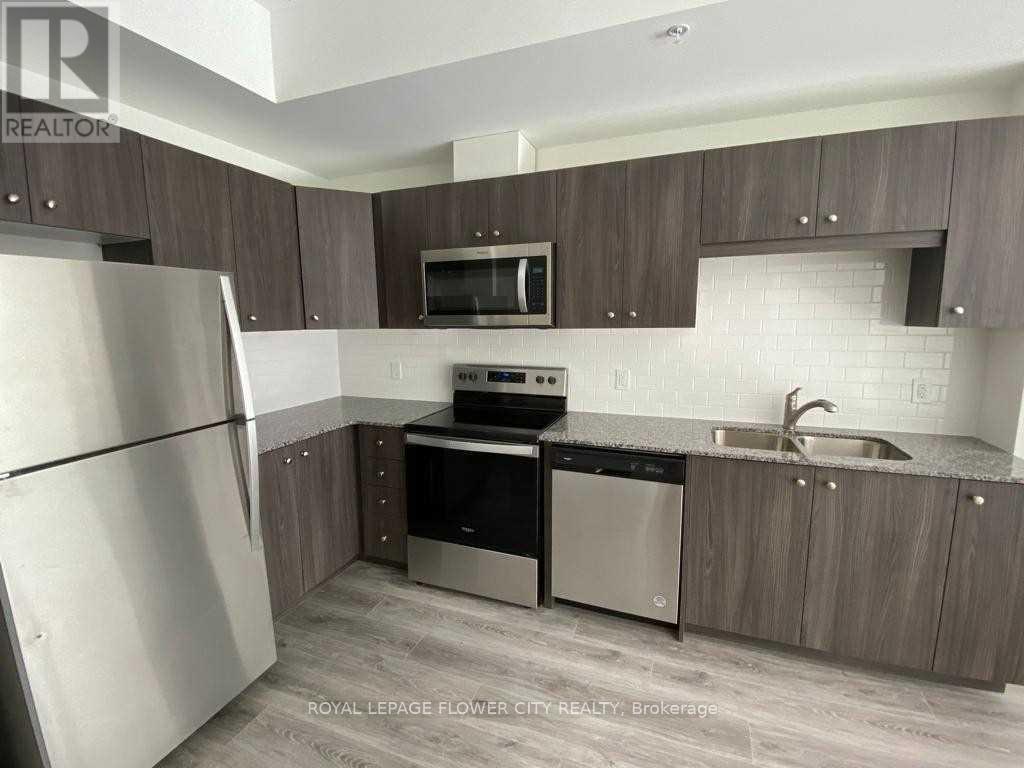 402 - 108 Garment Street, Kitchener, Ontario  N2G 2B3 - Photo 3 - X12754692