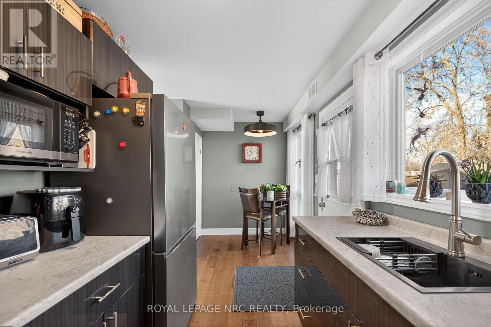 527 Main Street E, Haldimand, Ontario  N1A 2Y5 - Photo 17 - X12754674