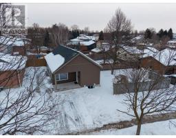 4 - 2 PIPERS GREEN COURT, Kitchener, Ontario