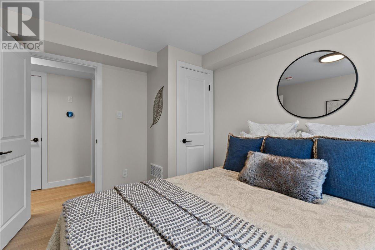 4 - 2 Pipers Green Court, Kitchener, Ontario  N2E 3C6 - Photo 24 - X12754764