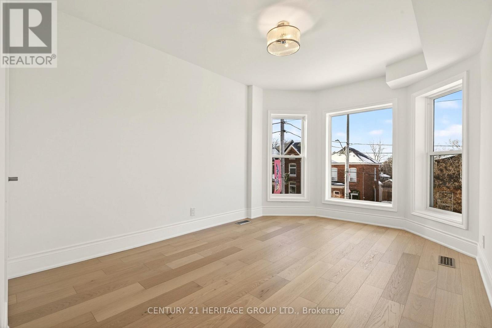 295 Locke Street S, Hamilton (Kirkendall), Ontario  L8P 4C3 - Photo 10 - X12749940