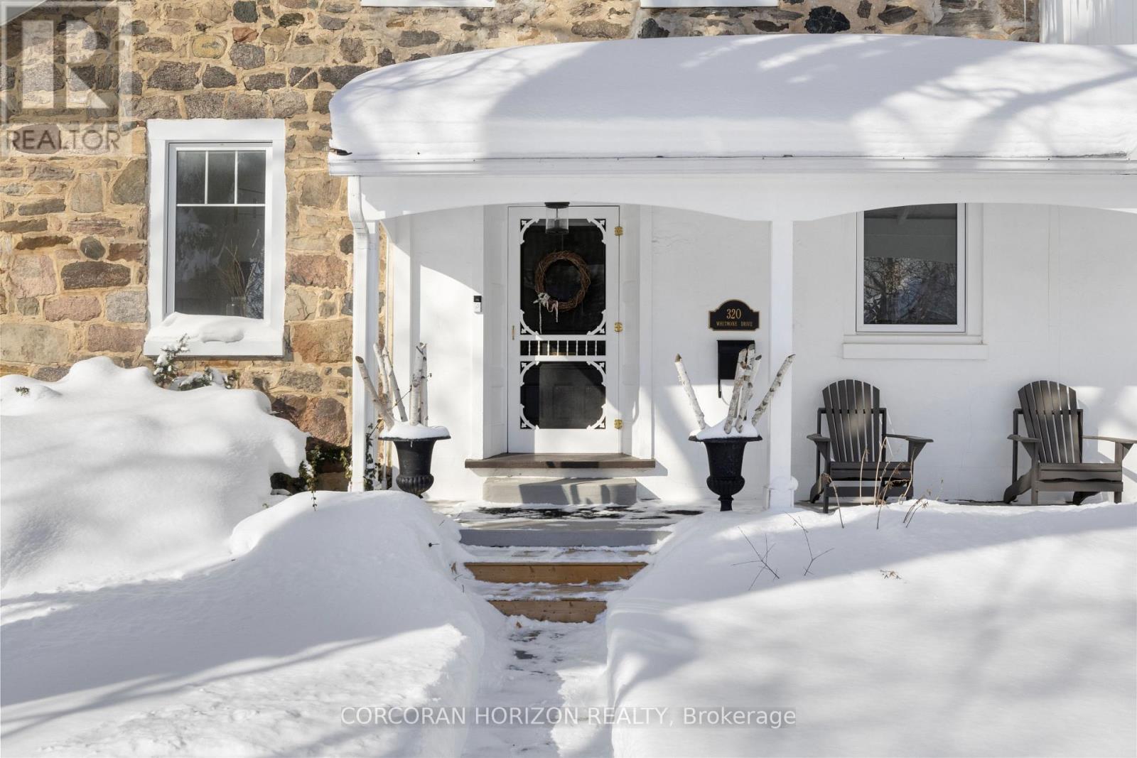 320 Whitmore Drive, Waterloo, Ontario  N2K 1X4 - Photo 4 - X12750664