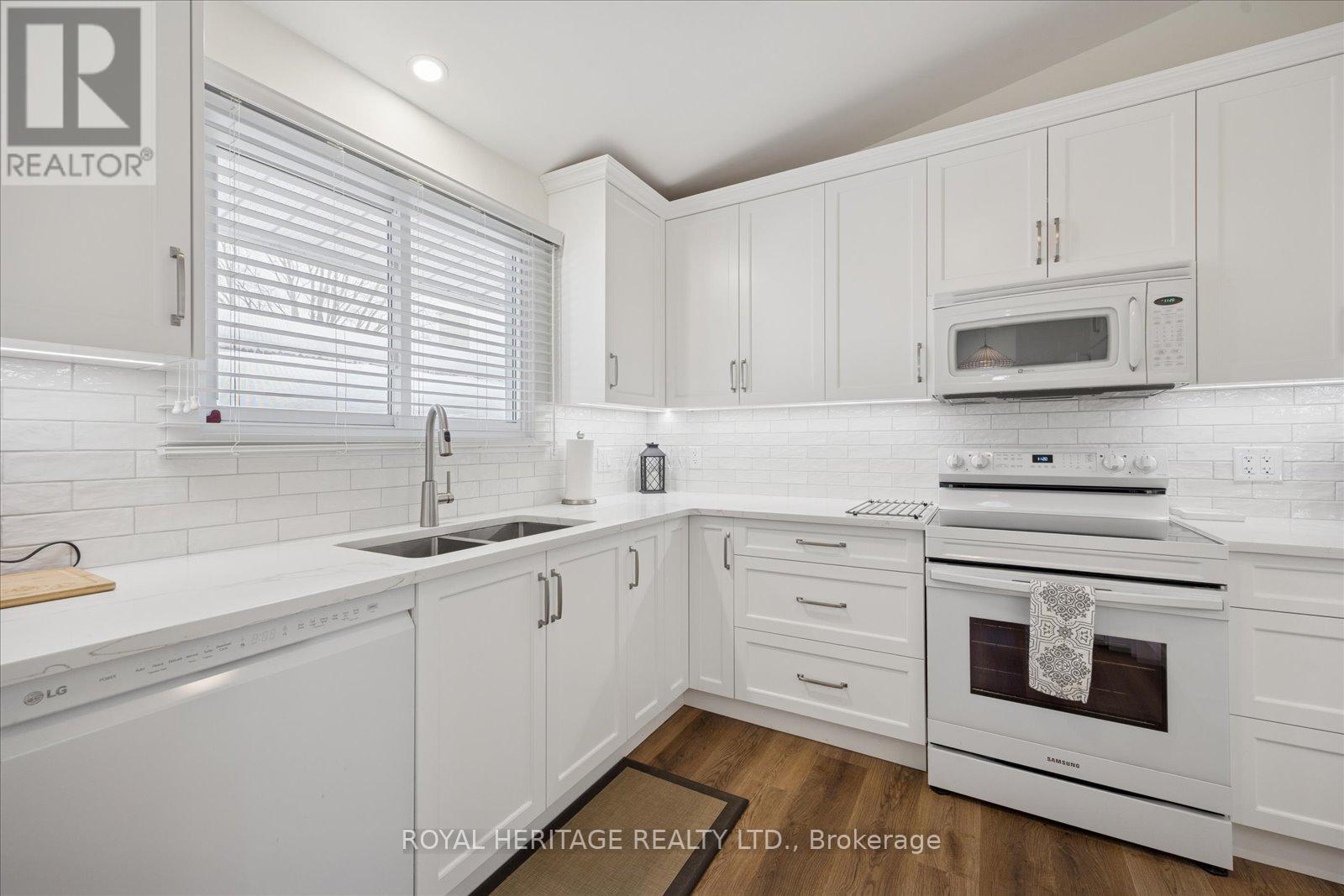 11 Willow Drive, Belleville, Ontario  K8N 1X1 - Photo 14 - X12751986