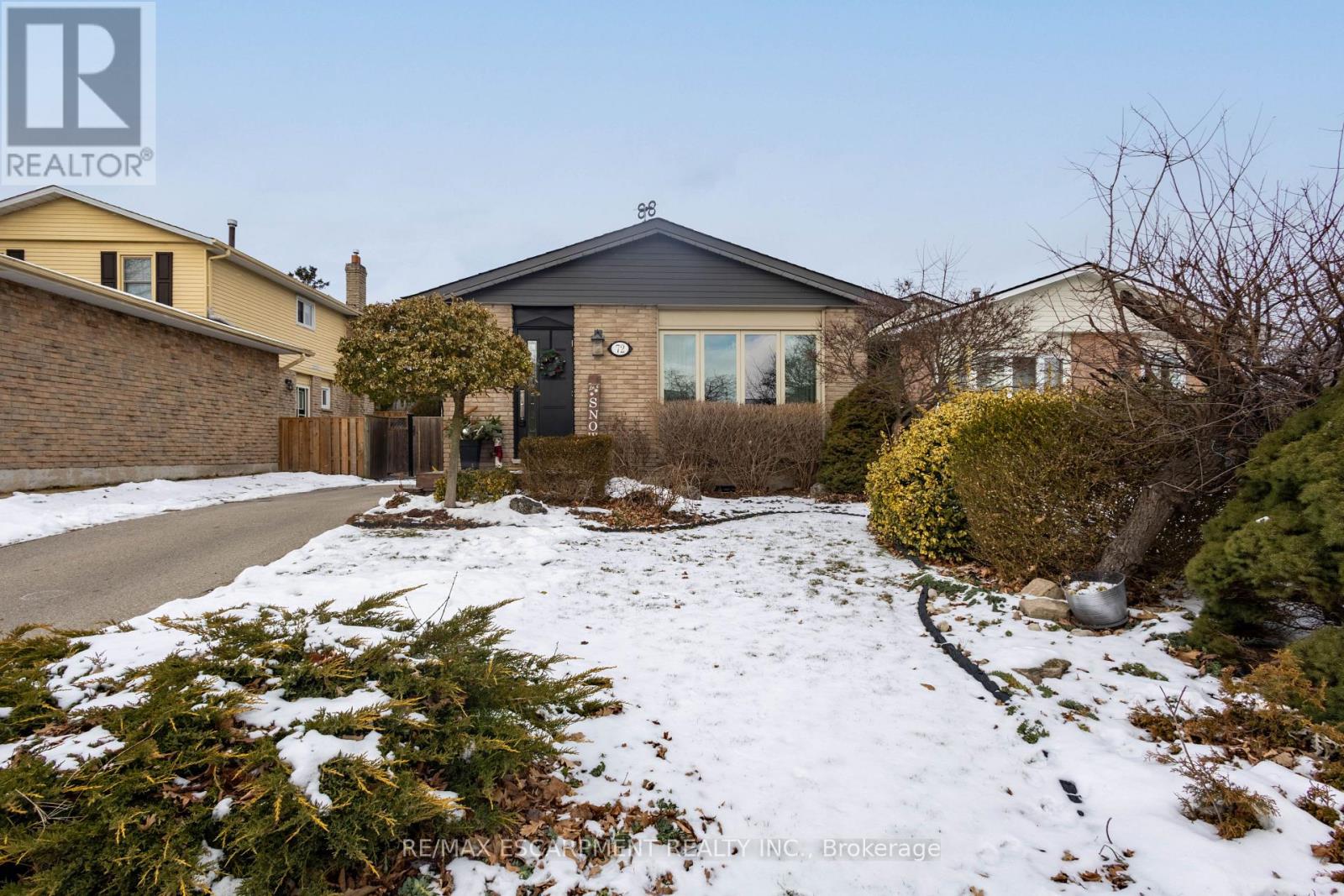 72 ATHENIA DRIVE, Hamilton, Ontario