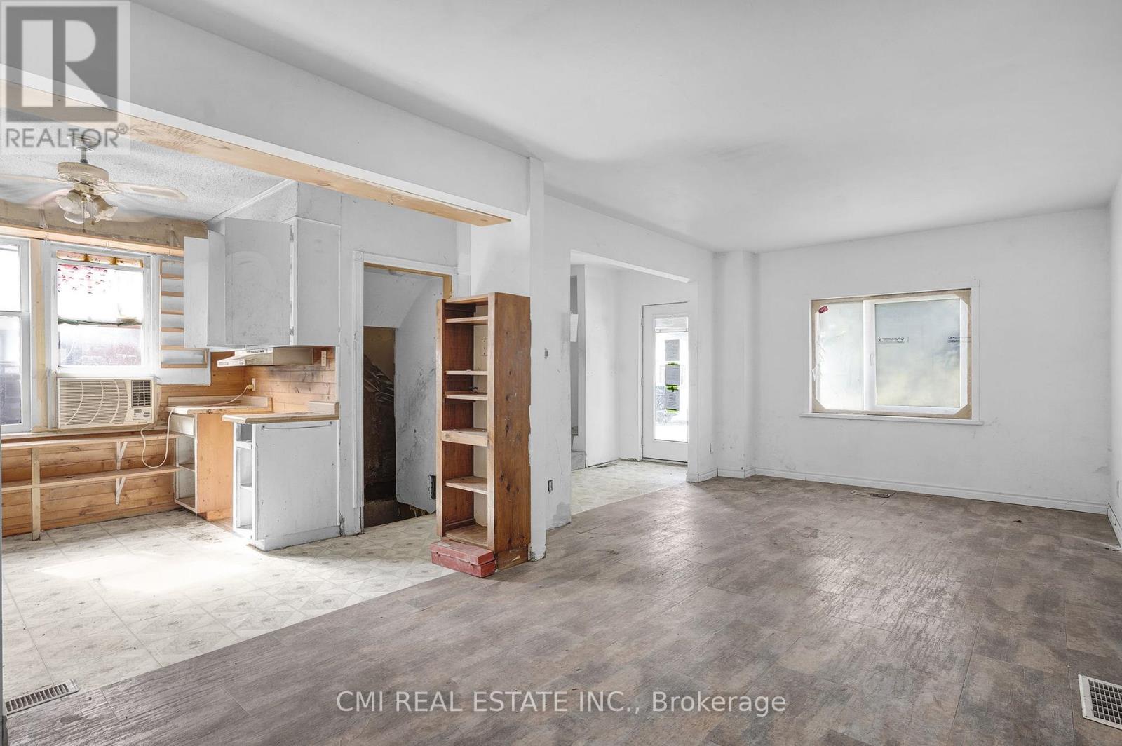 135 Madison Avenue S, Kitchener, Ontario  N2G 3M4 - Photo 10 - X12754336