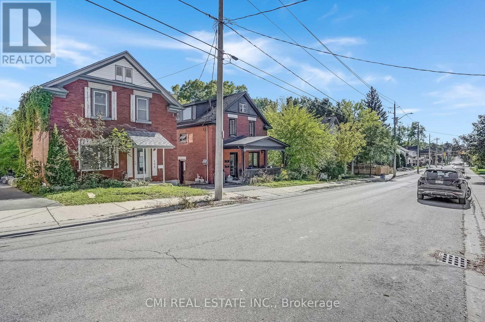 135 Madison Avenue S, Kitchener, Ontario  N2G 3M4 - Photo 2 - X12754336