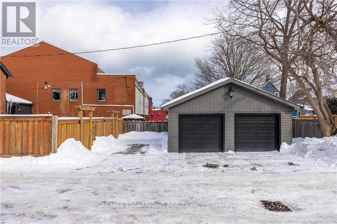 8-10 Ontario Street, Grimsby, Ontario  L3M 3G9 - Photo 34 - X12755292