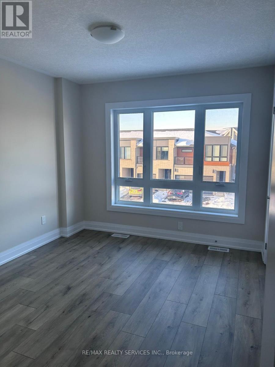 30 Shaded Creek Drive, Kitchener, Ontario  N2P 2P3 - Photo 10 - X12755294