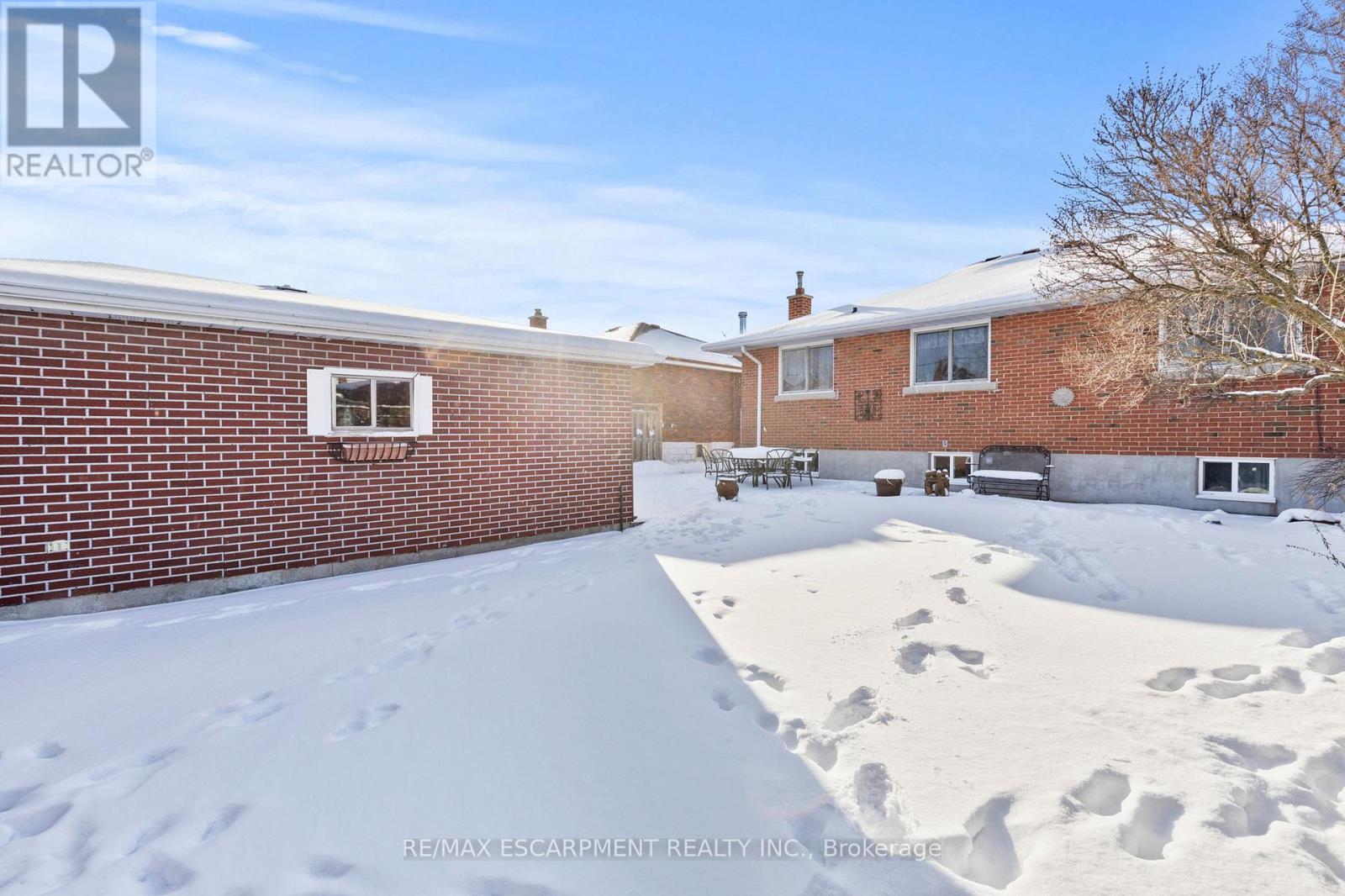 51 Elliott Avenue, Hamilton, Ontario  L8T 2H7 - Photo 39 - X12755366