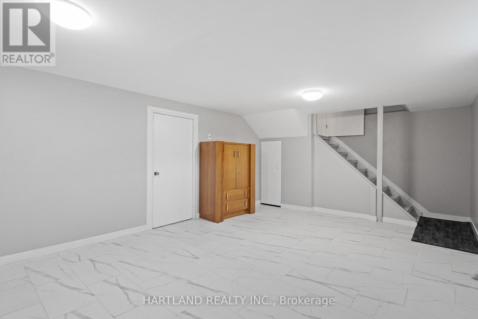 19 Kenworth Drive, St. Catharines, Ontario  L2M 4S4 - Photo 25 - X12755454