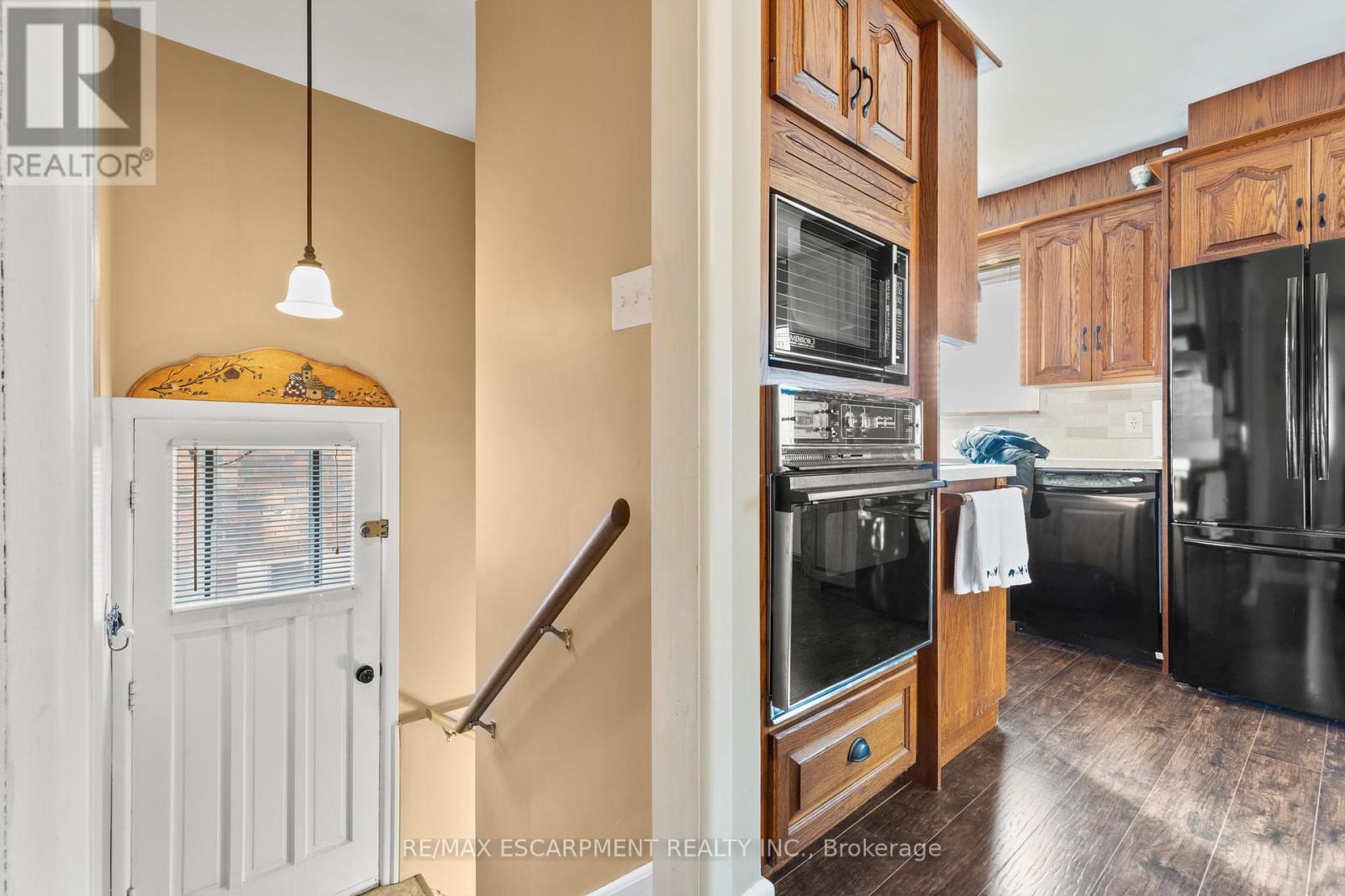 51 Elliott Avenue, Hamilton, Ontario  L8T 2H7 - Photo 26 - X12755366