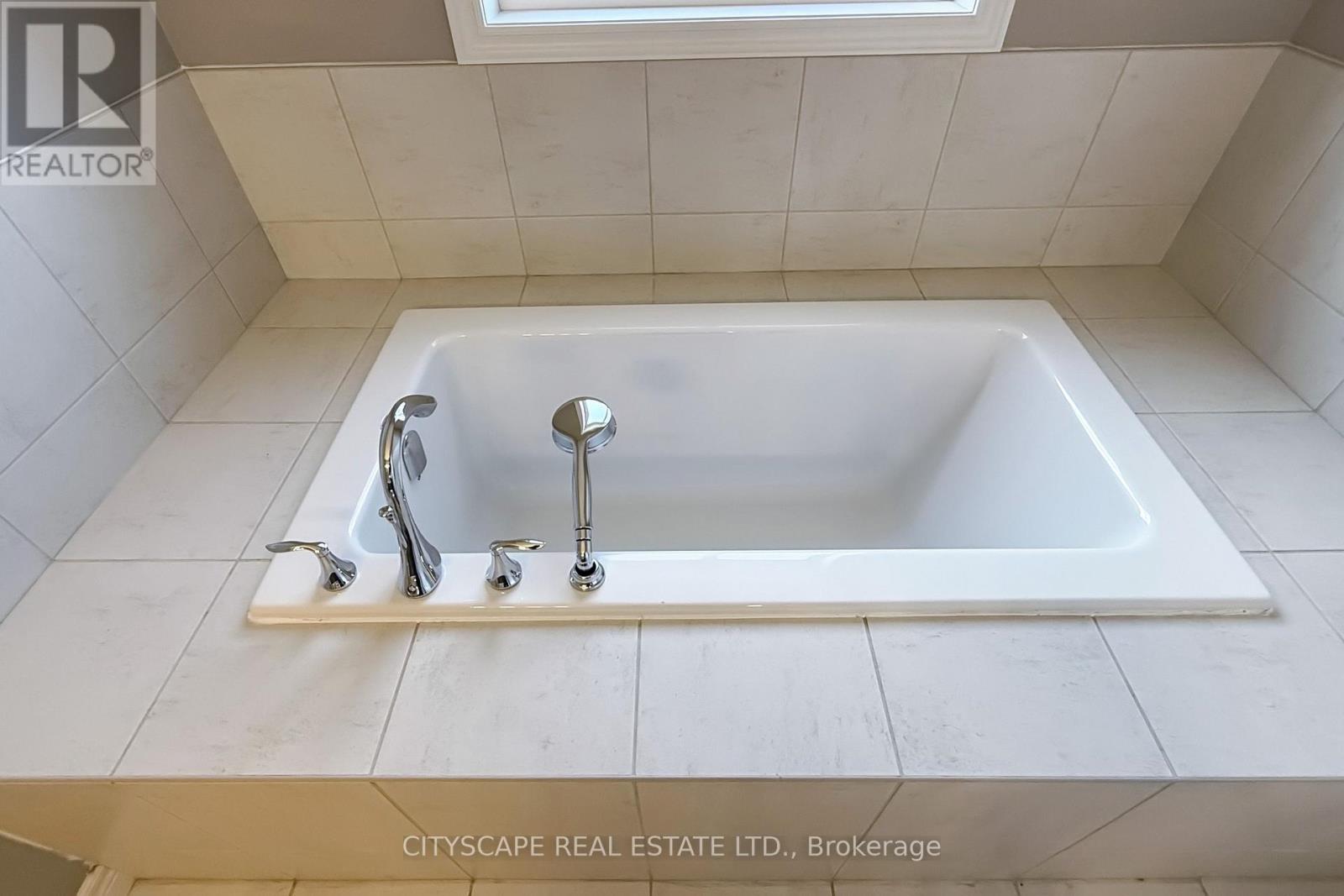 100 Tartan Avenue, Kitchener, Ontario  N2R 0N5 - Photo 31 - X12755468