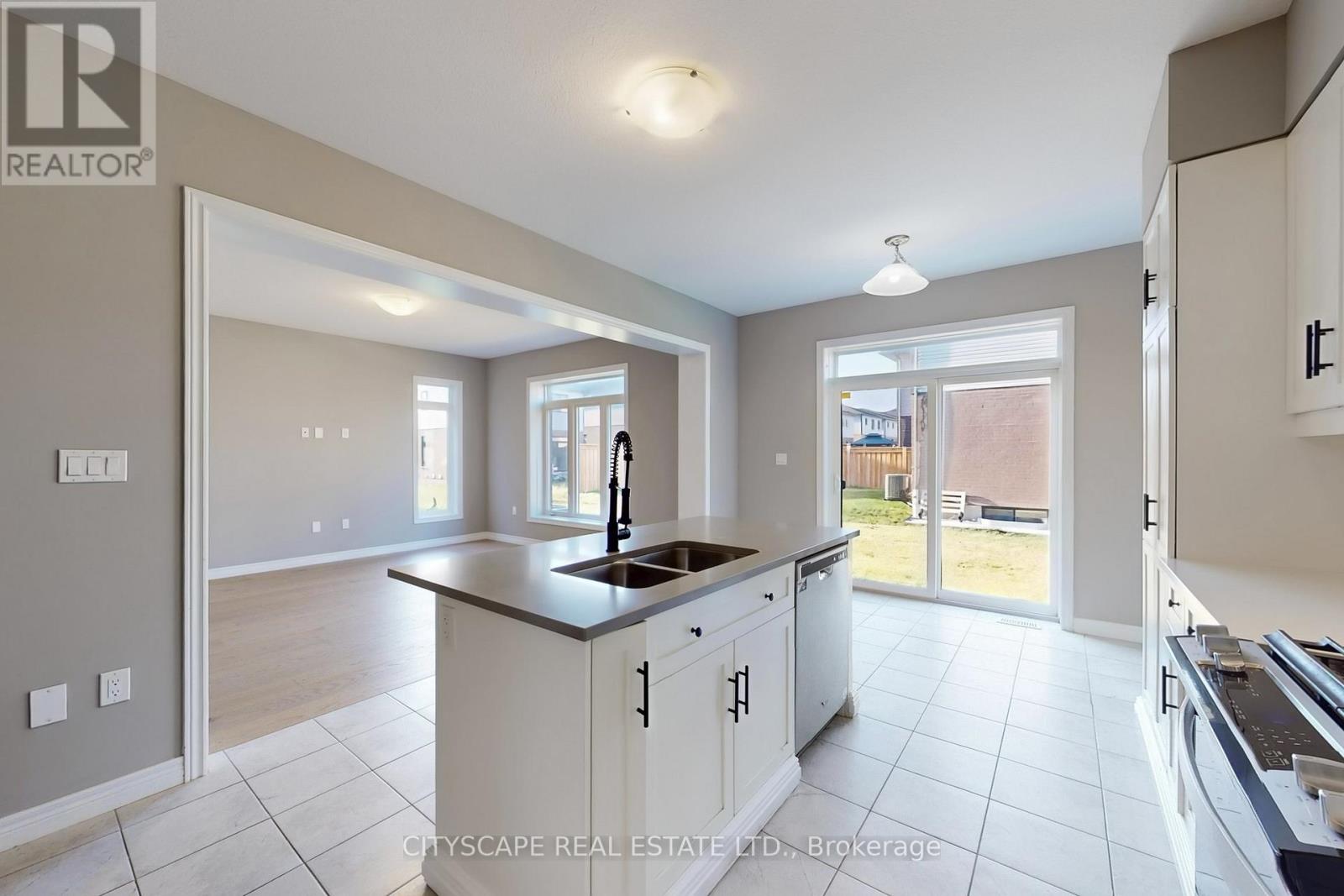 100 Tartan Avenue, Kitchener, Ontario  N2R 0N5 - Photo 10 - X12755468