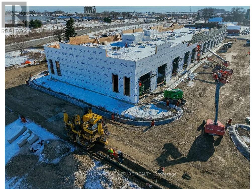 30 - 85 Bond's Corner Road S, Woodstock (Woodstock - South), Ontario  N4S 7V9 - Photo 2 - X12756768