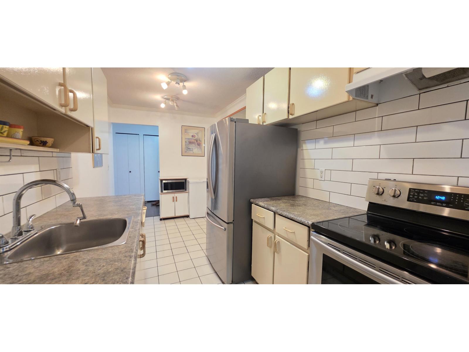 202 7473 140 Street, Surrey, British Columbia  V3W 6G5 - Photo 6 - R3085591