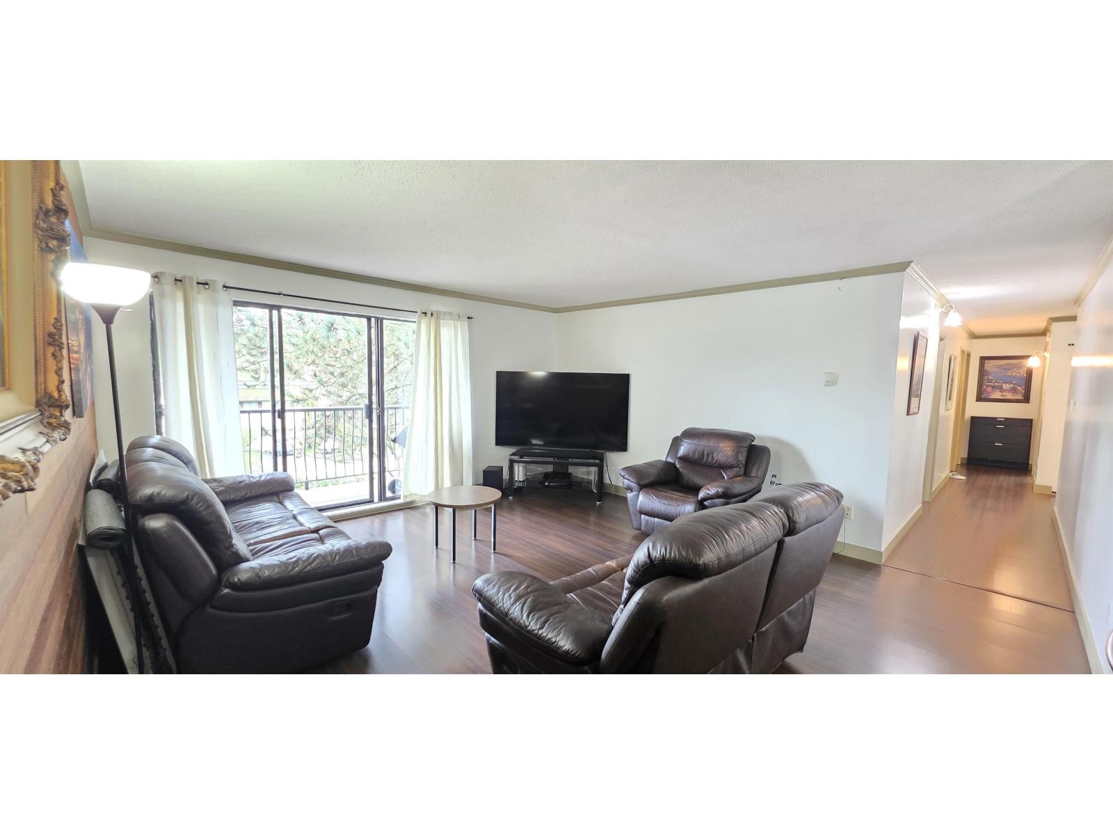 202 7473 140 Street, Surrey, British Columbia  V3W 6G5 - Photo 2 - R3085591