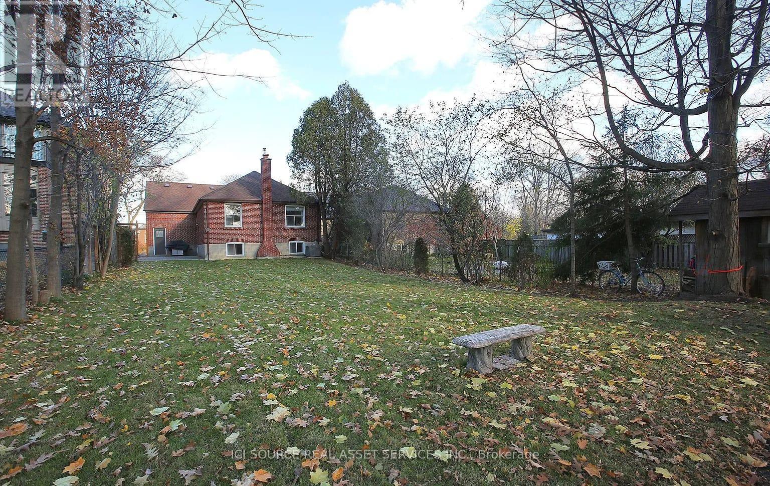 34 Gwendolen Crescent, Toronto (Lansing-Westgate), Ontario  M2N 2L7 - Photo 31 - C12602138