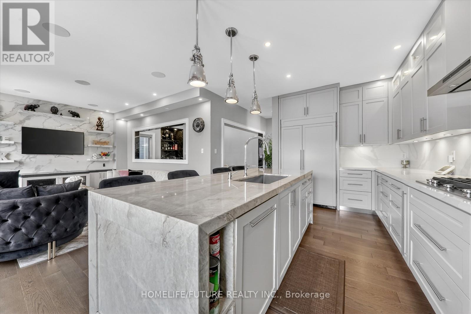 130 Tango Crescent, Newmarket (Woodland Hill), Ontario  L3X 0K4 - Photo 14 - N12755372