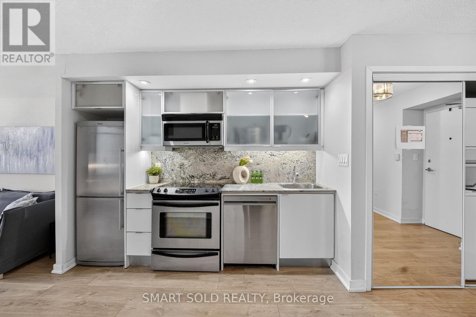 4608 - 25 Telegram Mews, Toronto (Waterfront Communities), Ontario  M5V 4A9 - Photo 11 - C12674994