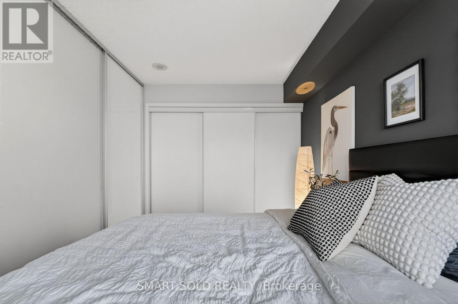 4608 - 25 Telegram Mews, Toronto (Waterfront Communities), Ontario  M5V 4A9 - Photo 16 - C12674994