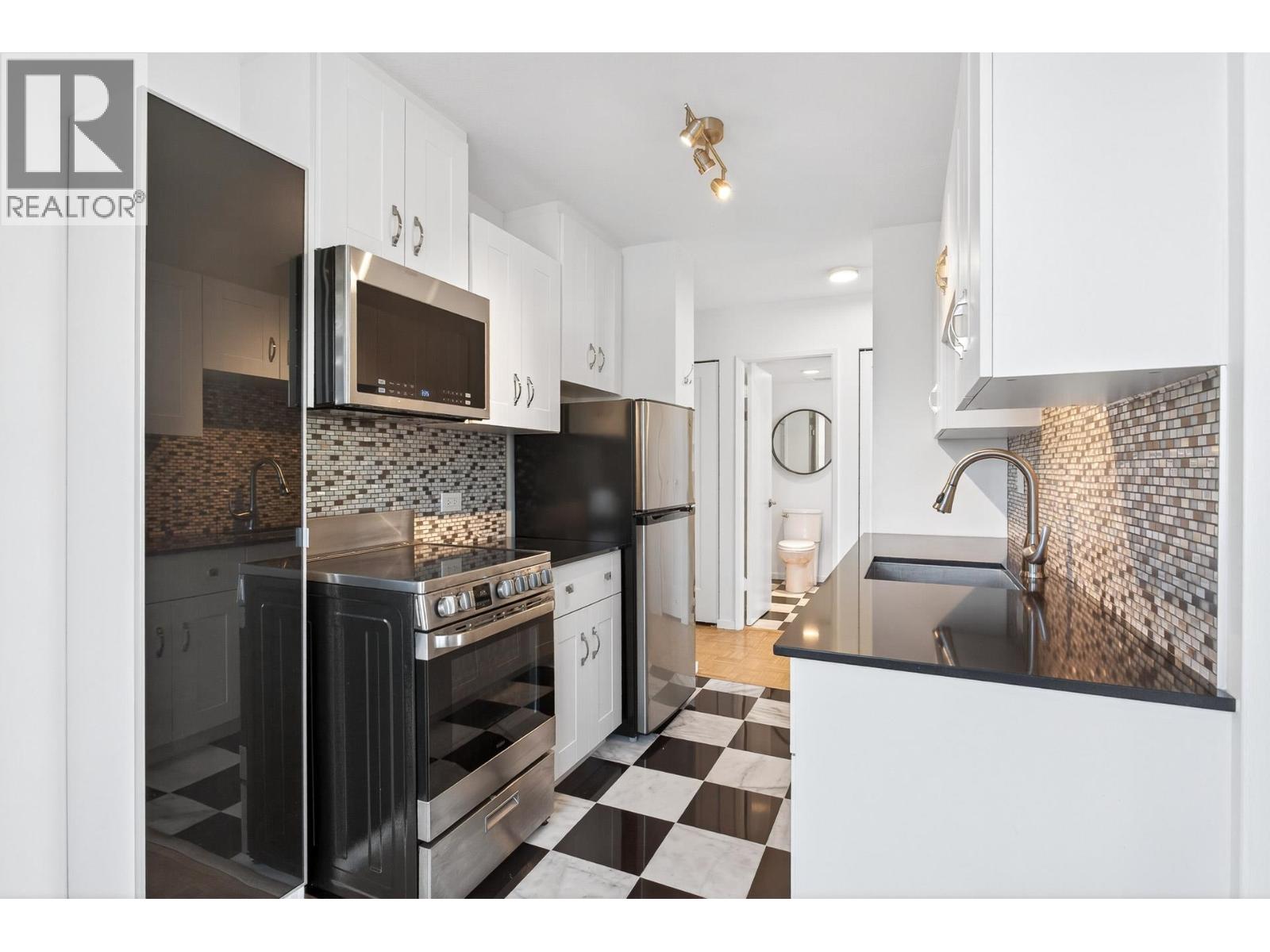 804 1330 Harwood Street, Vancouver, British Columbia  V6E 1S8 - Photo 14 - R3086485