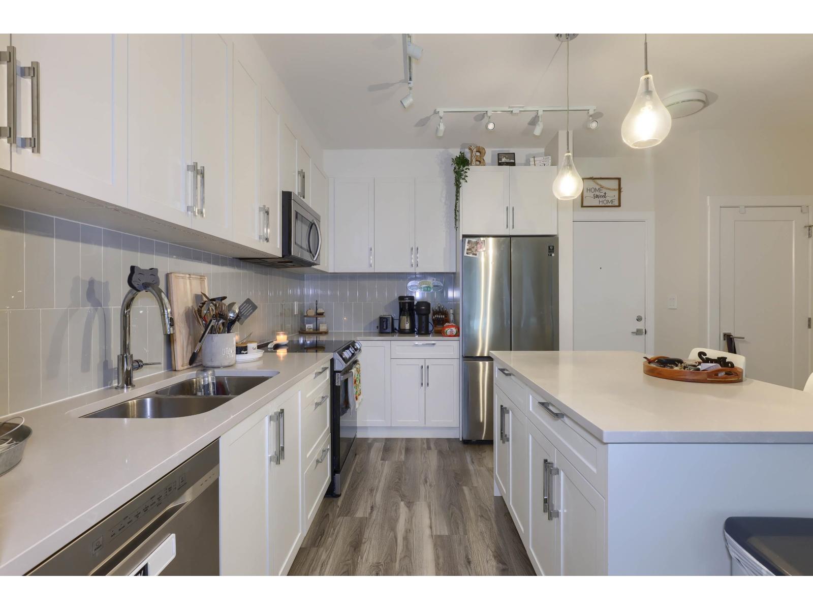 307 20356 72b Avenue, Langley, British Columbia  V2Y 4J9 - Photo 3 - R3085155