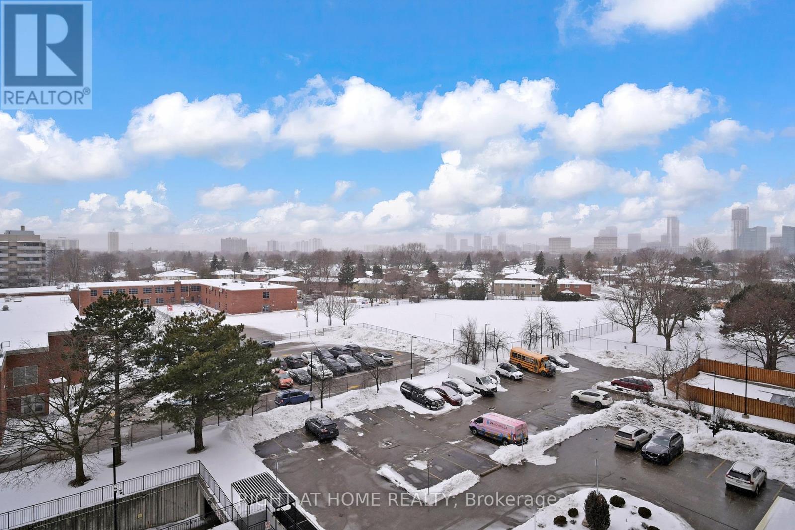 702 - 1338 York Mills Road, Toronto (Parkwoods-Donalda), Ontario  M3A 3M3 - Photo 28 - C12755354