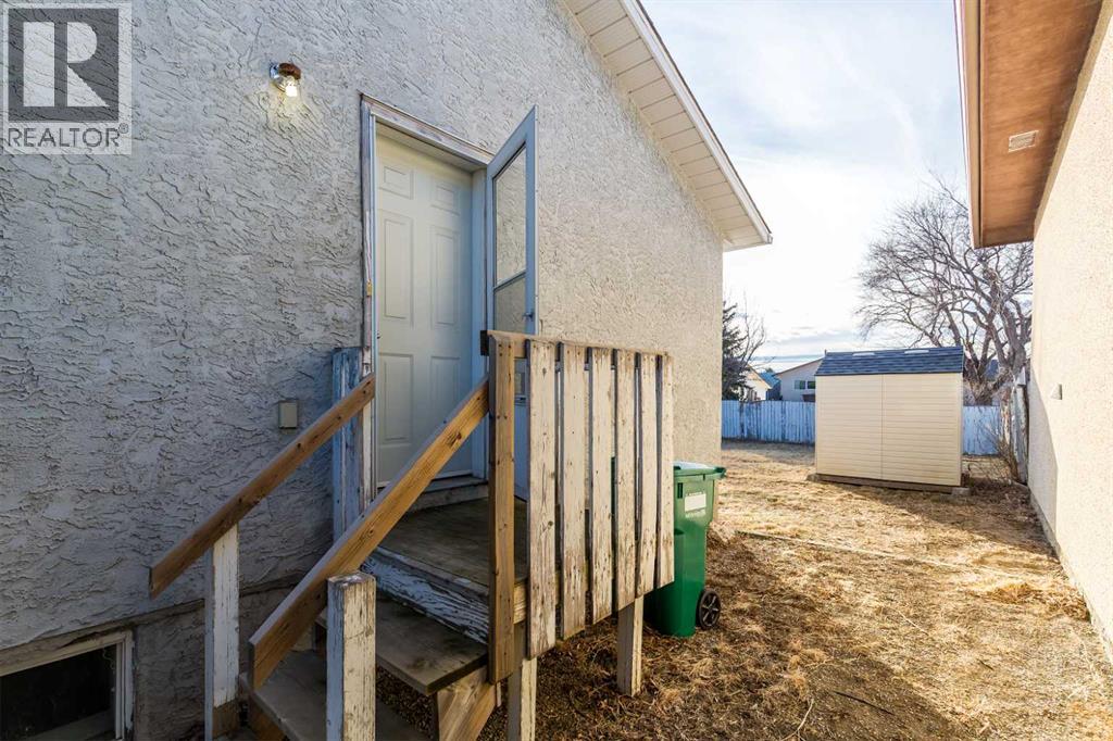 209 Mt Blakiston Road W, Lethbridge, Alberta  T1K 6M3 - Photo 26 - A2277374