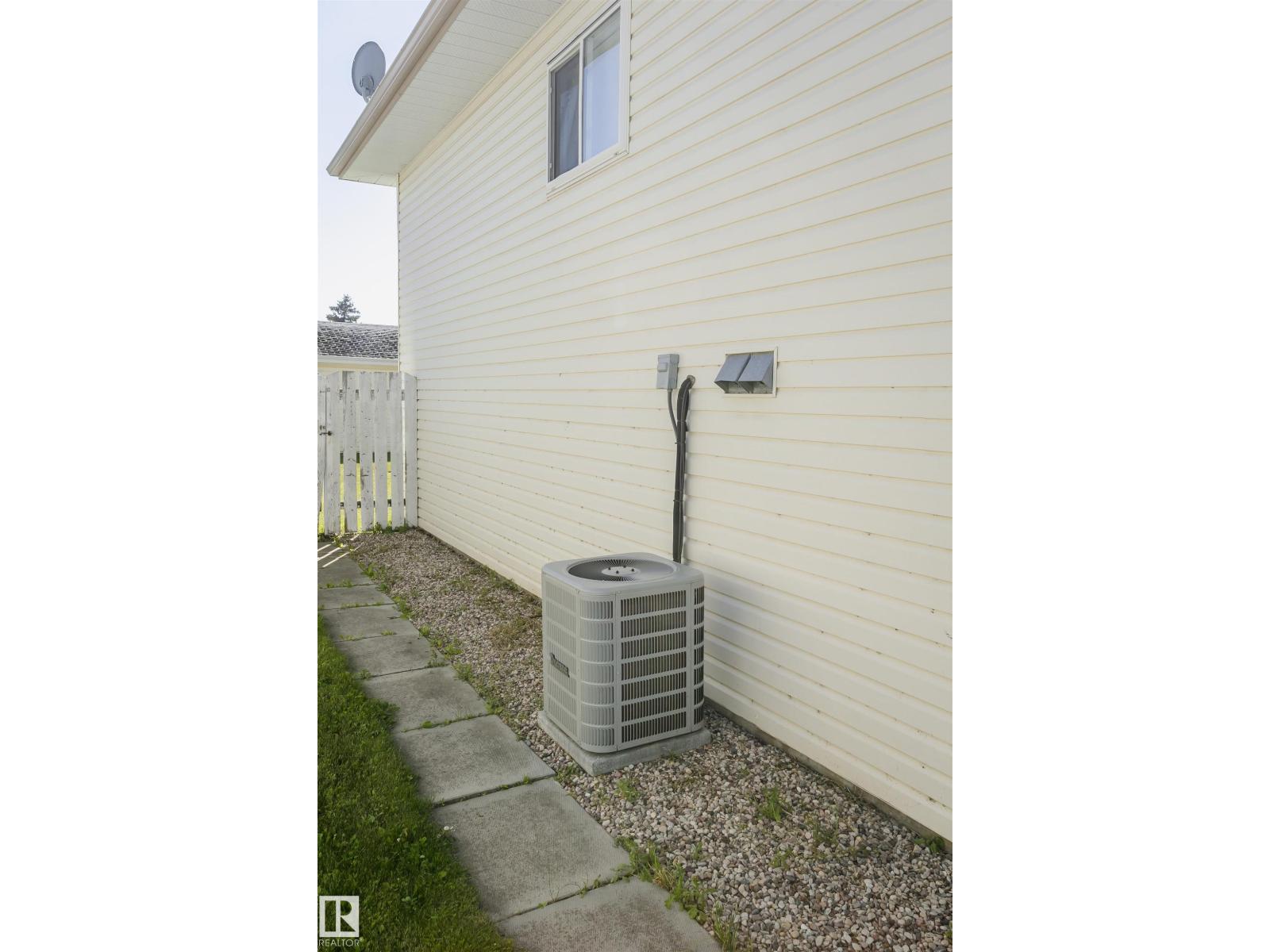 8 Lafond Dr, Tofield, Alberta  T0B 4J0 - Photo 38 - E4450804