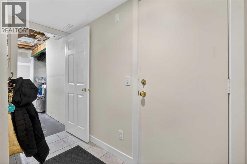 41 Sandarac Villas Nw, Calgary, Alberta  T3K 5B4 - Photo 37 - A2280756