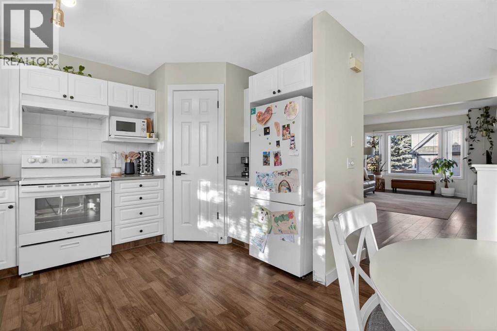 41 Sandarac Villas Nw, Calgary, Alberta  T3K 5B4 - Photo 11 - A2280756