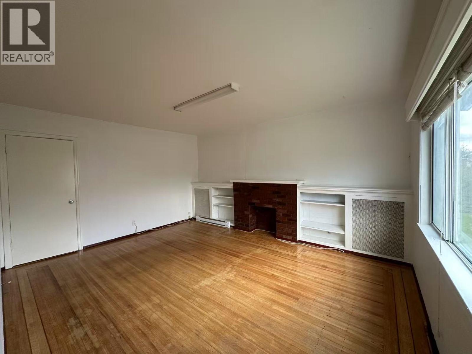 47xx Little St Vancouver, Vancouver, British Columbia  V5X 2C6 - Photo 3 - R3086493