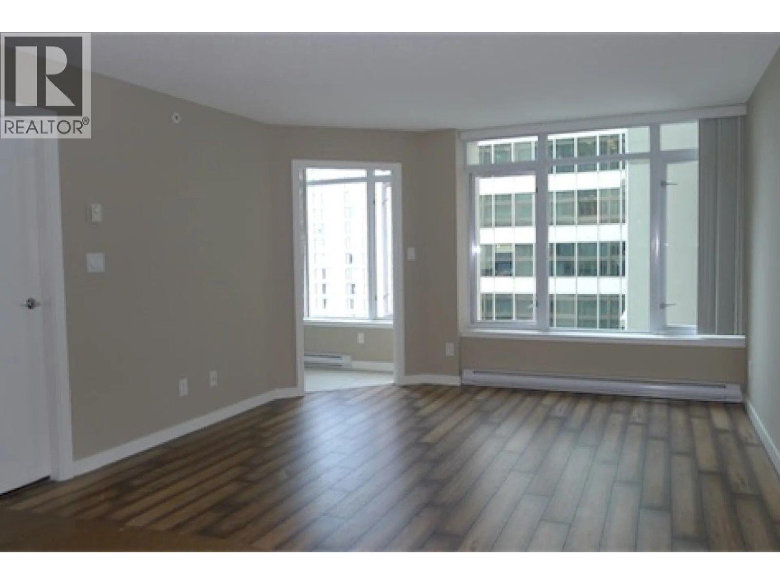 2304 610 Granville Street, Vancouver, British Columbia  V6C 3T3 - Photo 2 - R3086494