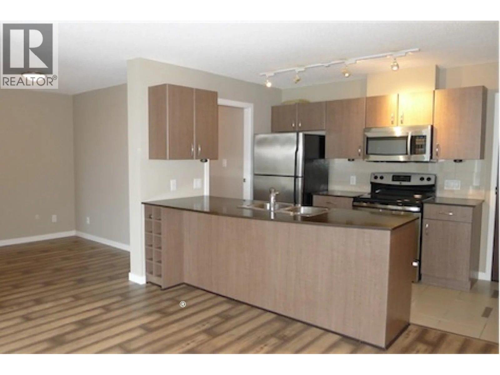 2304 610 Granville Street, Vancouver, British Columbia  V6C 3T3 - Photo 5 - R3086494