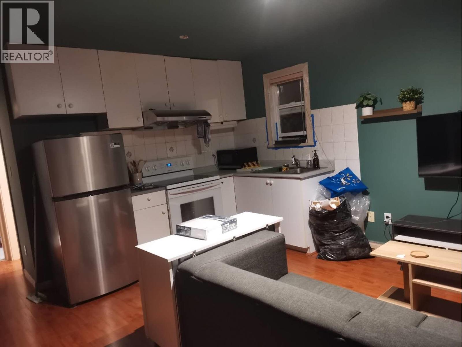 15xx E 36th Ave Vancouver, Vancouver, British Columbia  V5P 1C4 - Photo 3 - R3086502