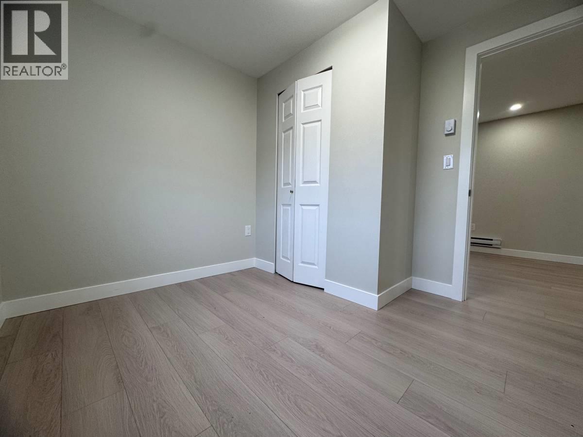 6869 Gladstone Street, Vancouver, British Columbia  V5P 4G3 - Photo 4 - R3086505