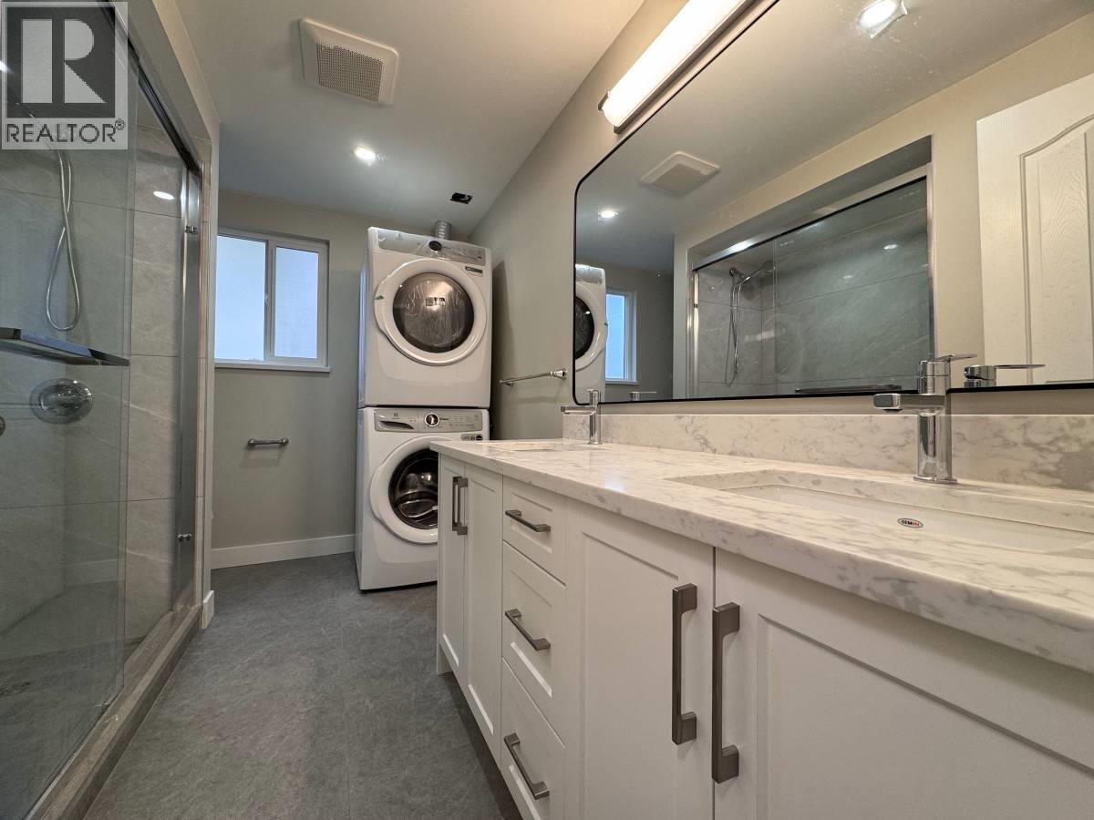 6869 Gladstone Street, Vancouver, British Columbia  V5P 4G3 - Photo 5 - R3086505