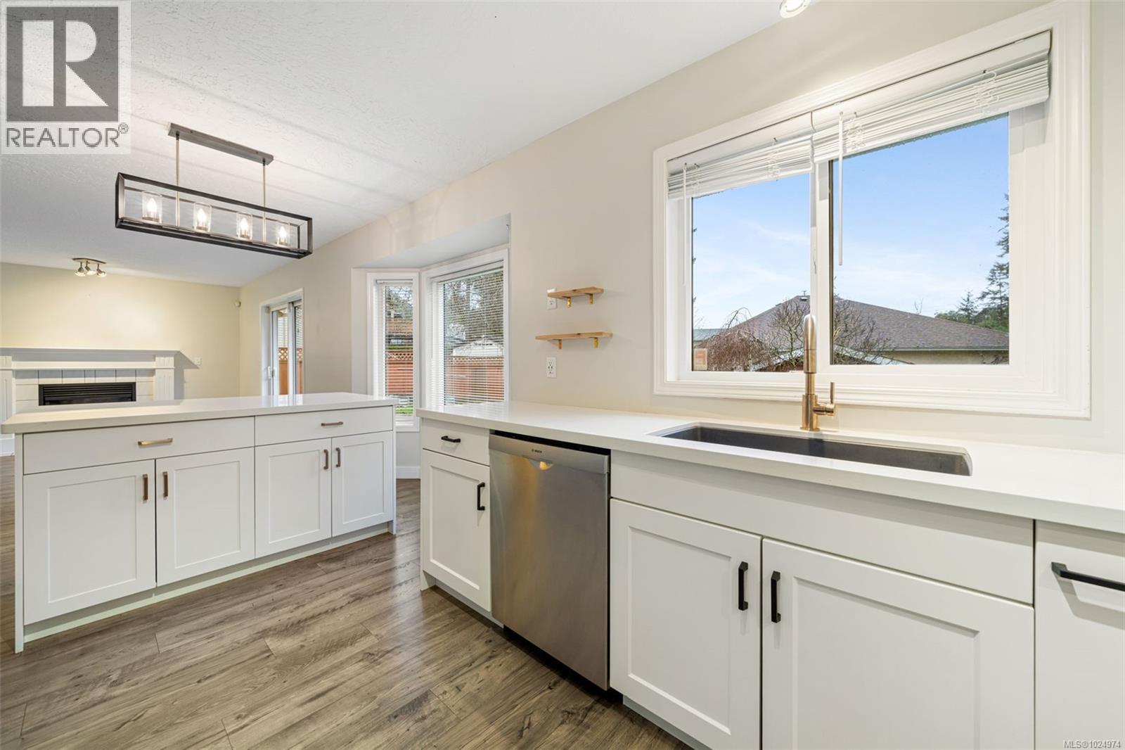 2589 Buckler Ave, Langford, British Columbia  V9B 5V3 - Photo 7 - 1024974