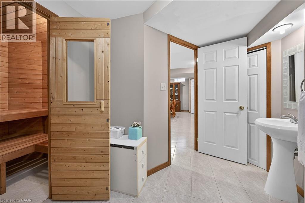 15 Gabriele Court, Hamilton, Ontario  L8G 5C4 - Photo 43 - 40802520