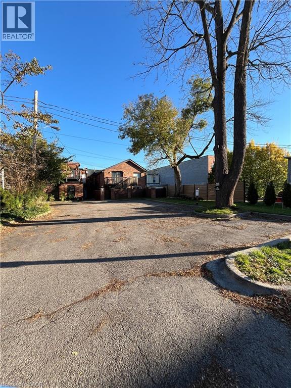 56 King Street W, Dundas, Ontario  L9H 1T8 - Photo 2 - 40802031