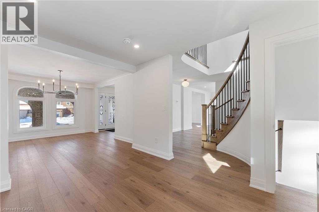 16 Bosna Court, Hamilton, Ontario  L8T 4T6 - Photo 17 - 40800801