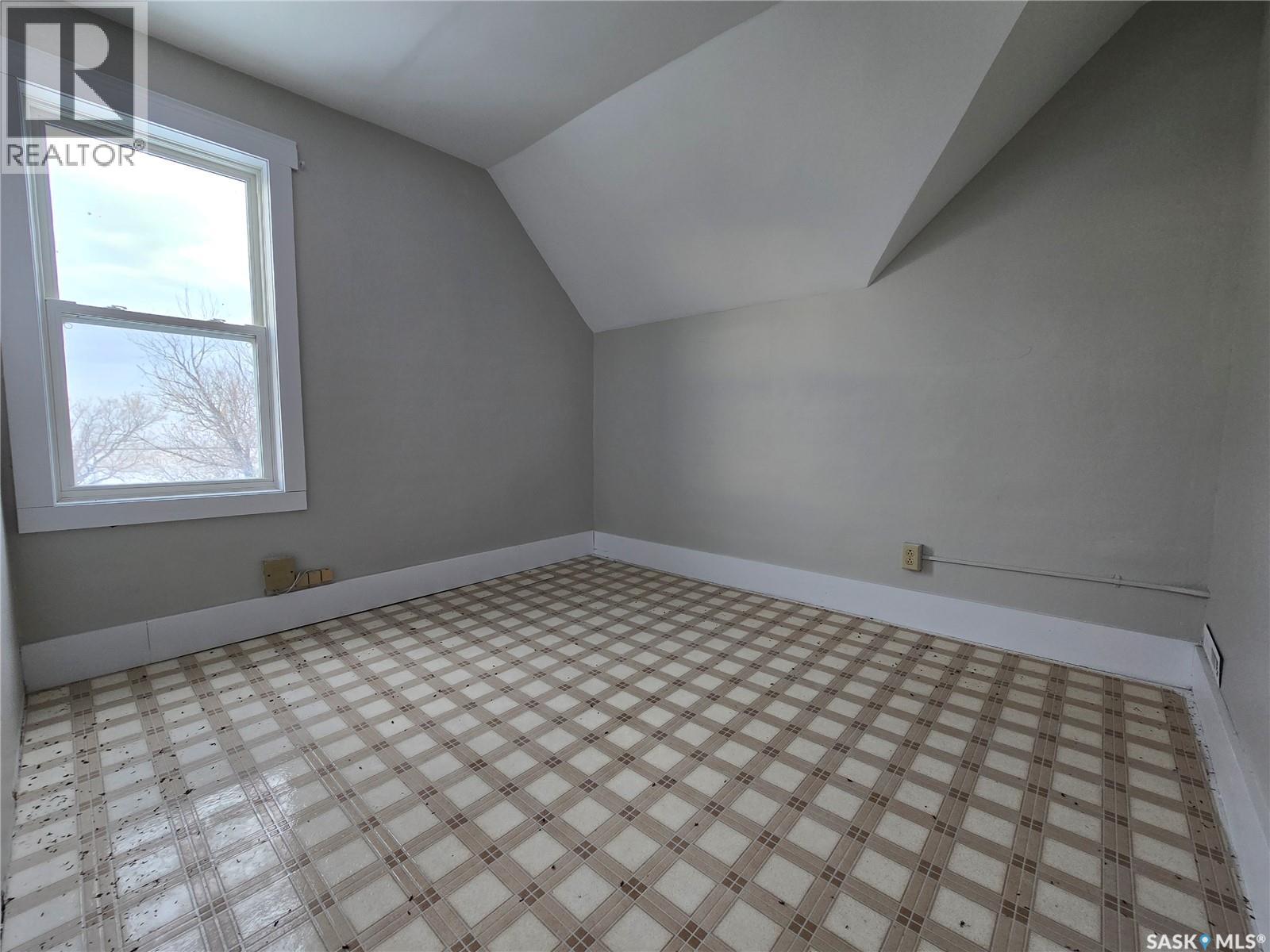 Litschke Acreage, Halbrite, Saskatchewan  S0C 1H0 - Photo 12 - SK027919