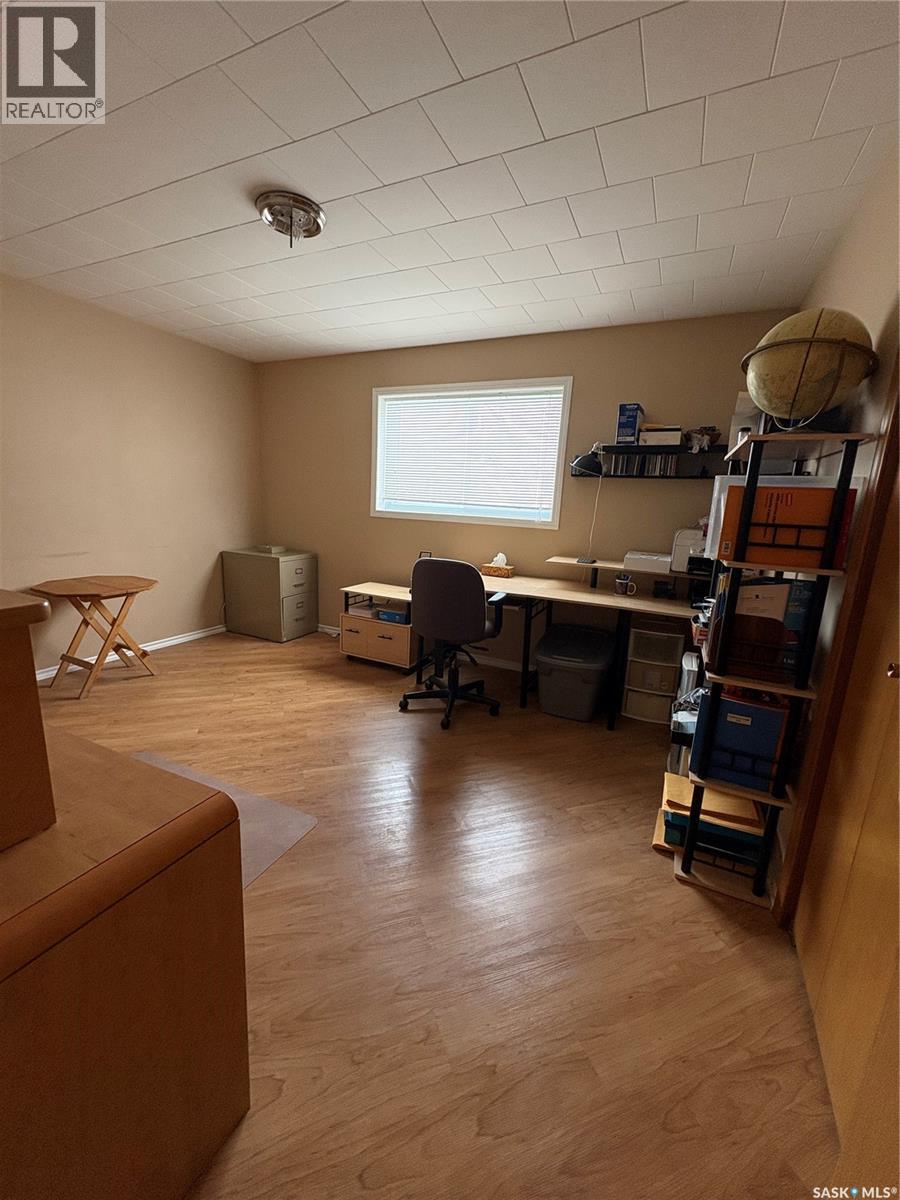 207 3rd Street Ne, Ituna, Saskatchewan  S0A 1N0 - Photo 9 - SK027893