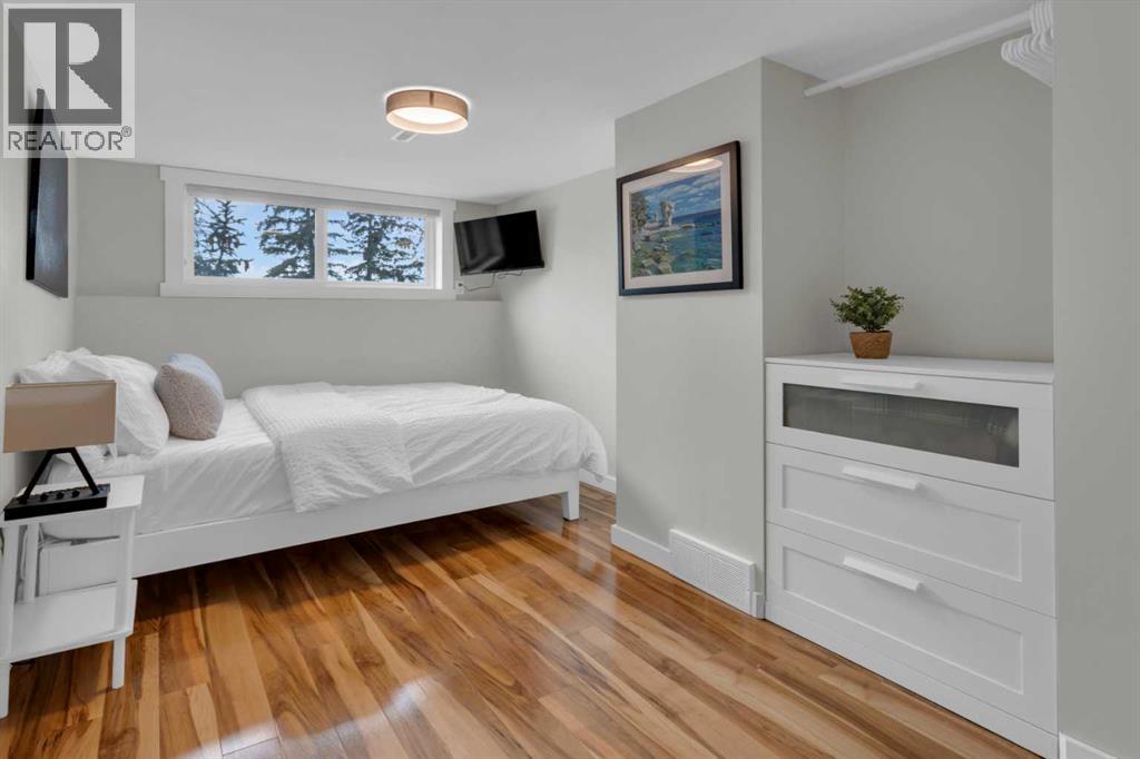 184 Cornwallis Drive Nw, Calgary, Alberta  T2K 1V2 - Photo 18 - A2279742