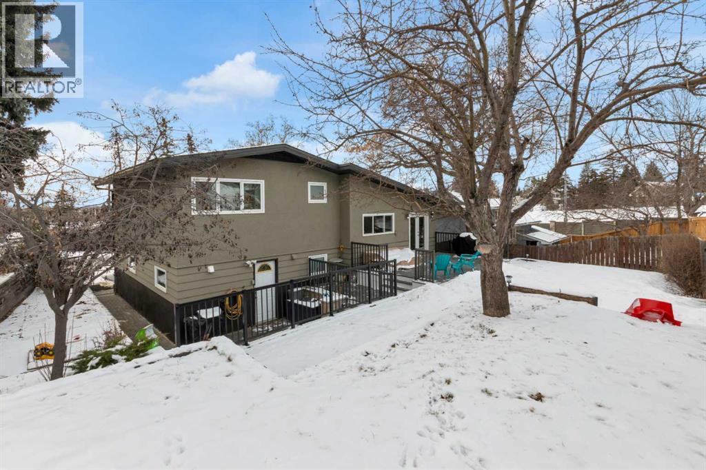 184 Cornwallis Drive Nw, Calgary, Alberta  T2K 1V2 - Photo 29 - A2279742