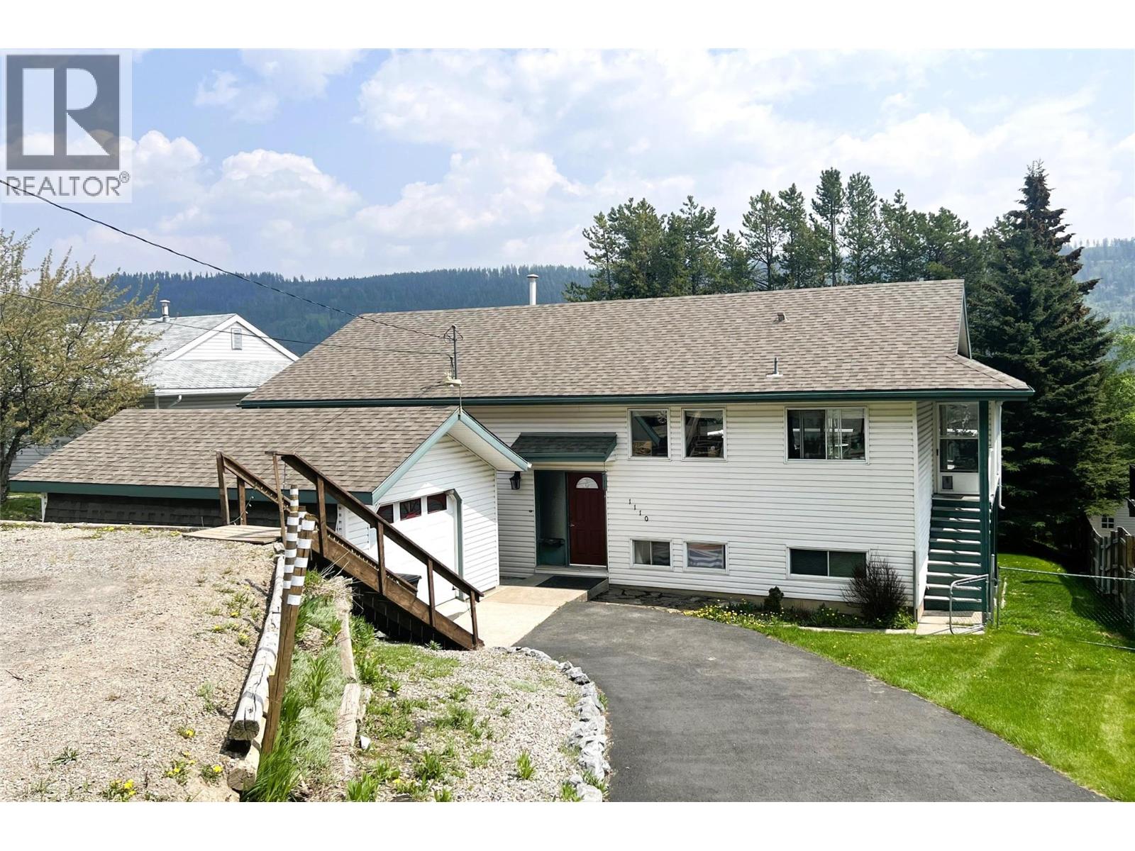 1110 Ash Crescent, Elkford, British Columbia  V0B 1H0 - Photo 35 - 10372848