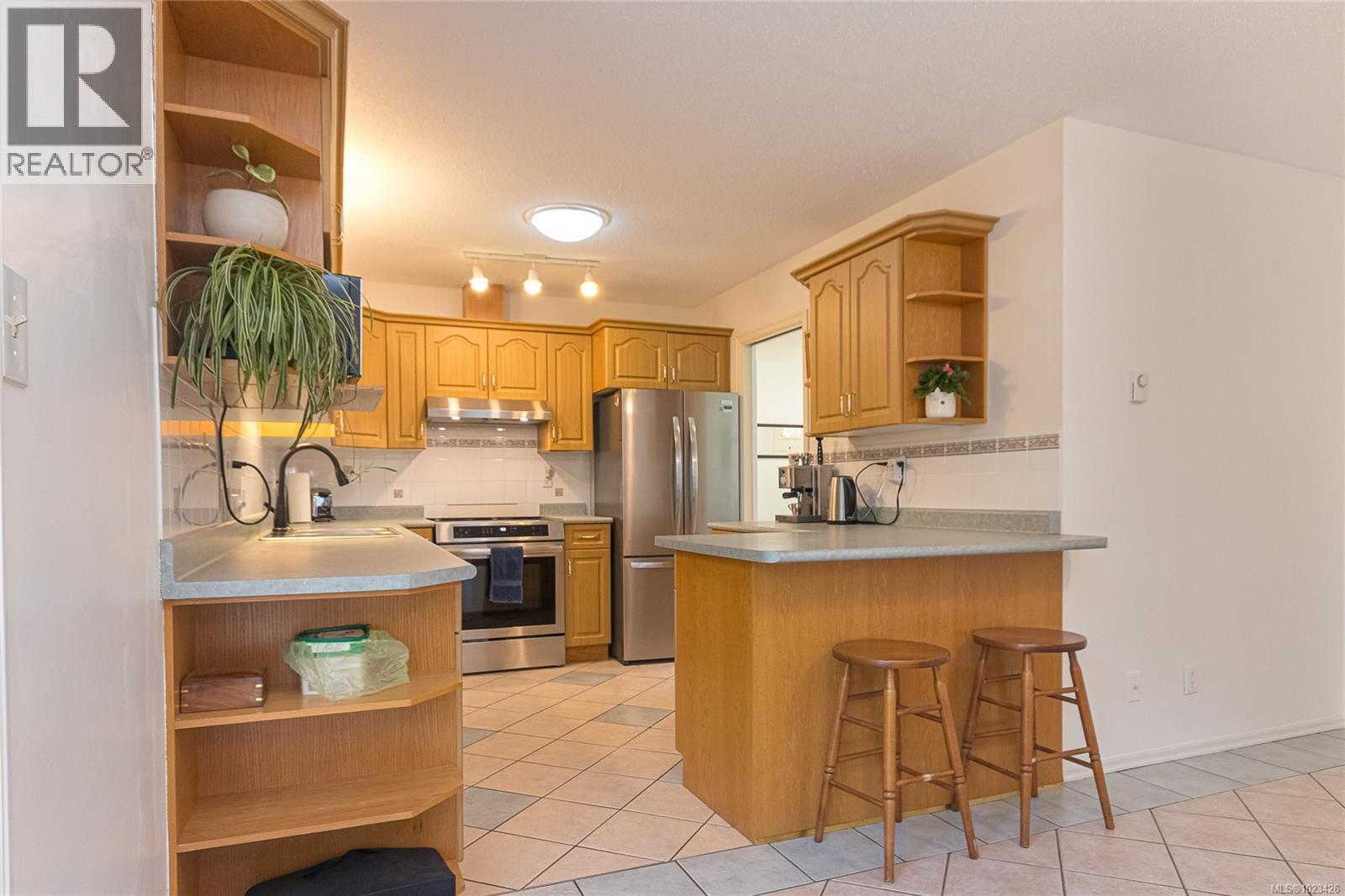 710 Greenlea Dr, Saanich, British Columbia  V8Z 6V8 - Photo 9 - 1023426