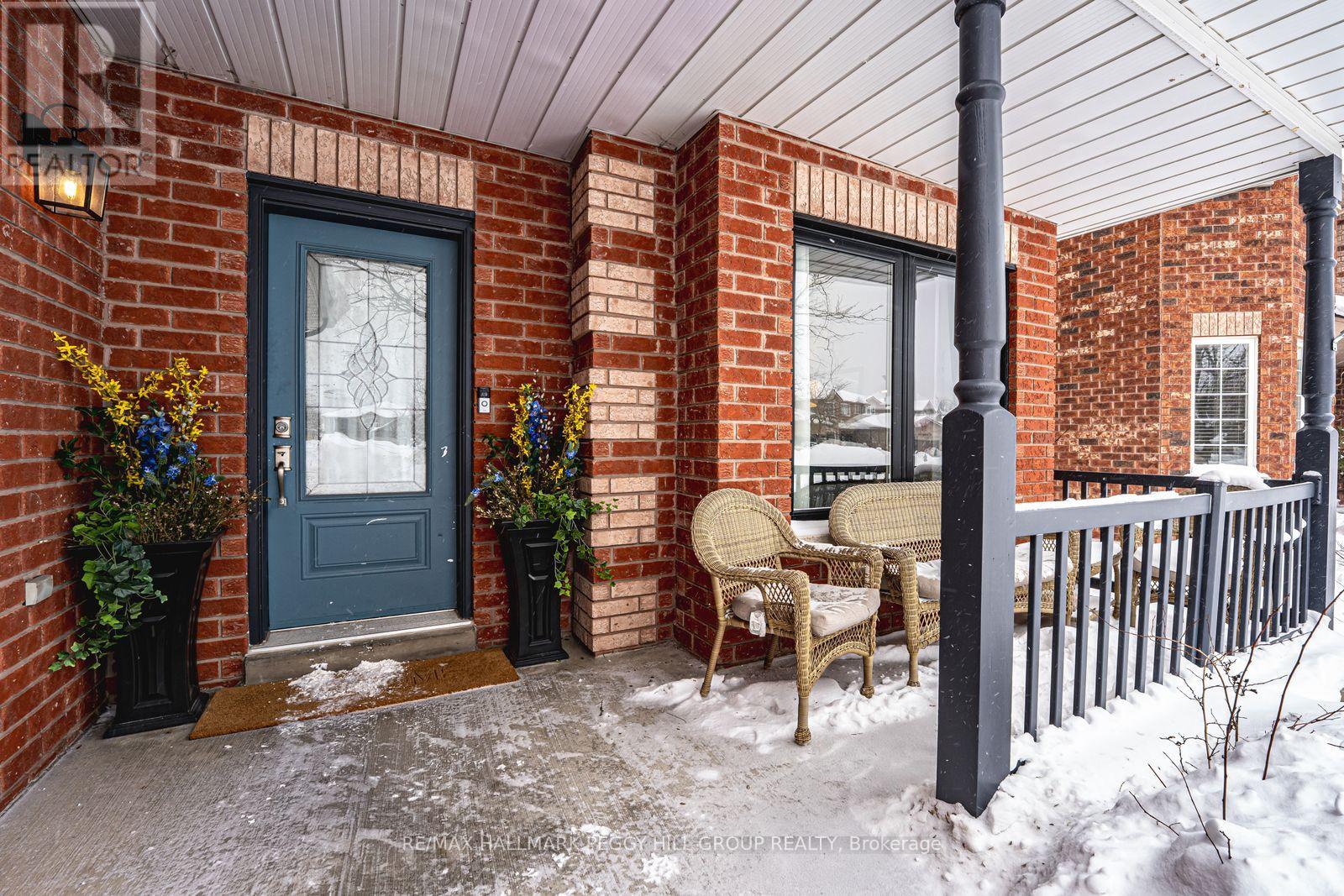 27 Mcavoy Drive, Barrie (Edgehill Drive), Ontario  L4N 0P8 - Photo 22 - S12757032