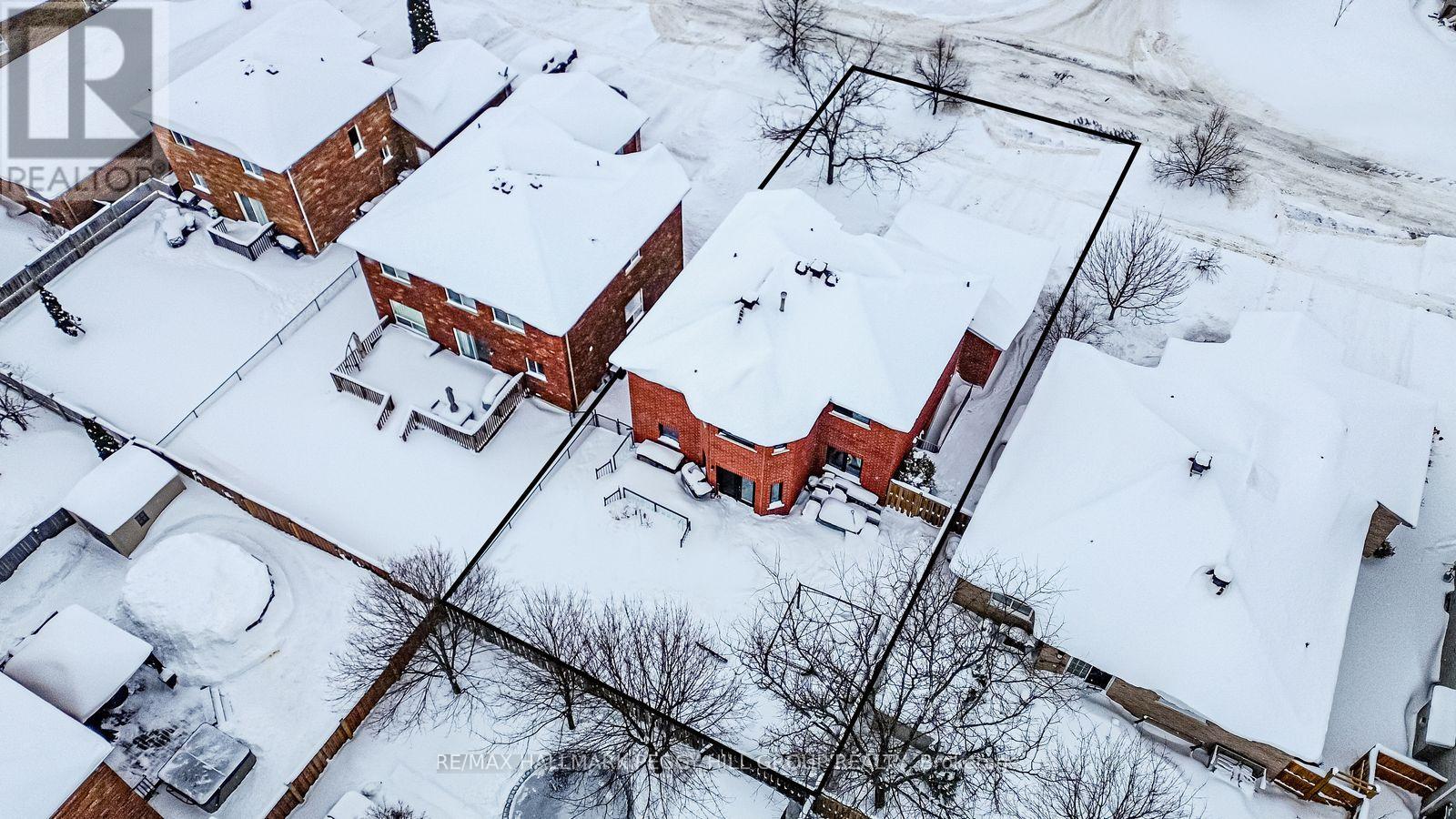 27 Mcavoy Drive, Barrie (Edgehill Drive), Ontario  L4N 0P8 - Photo 23 - S12757032